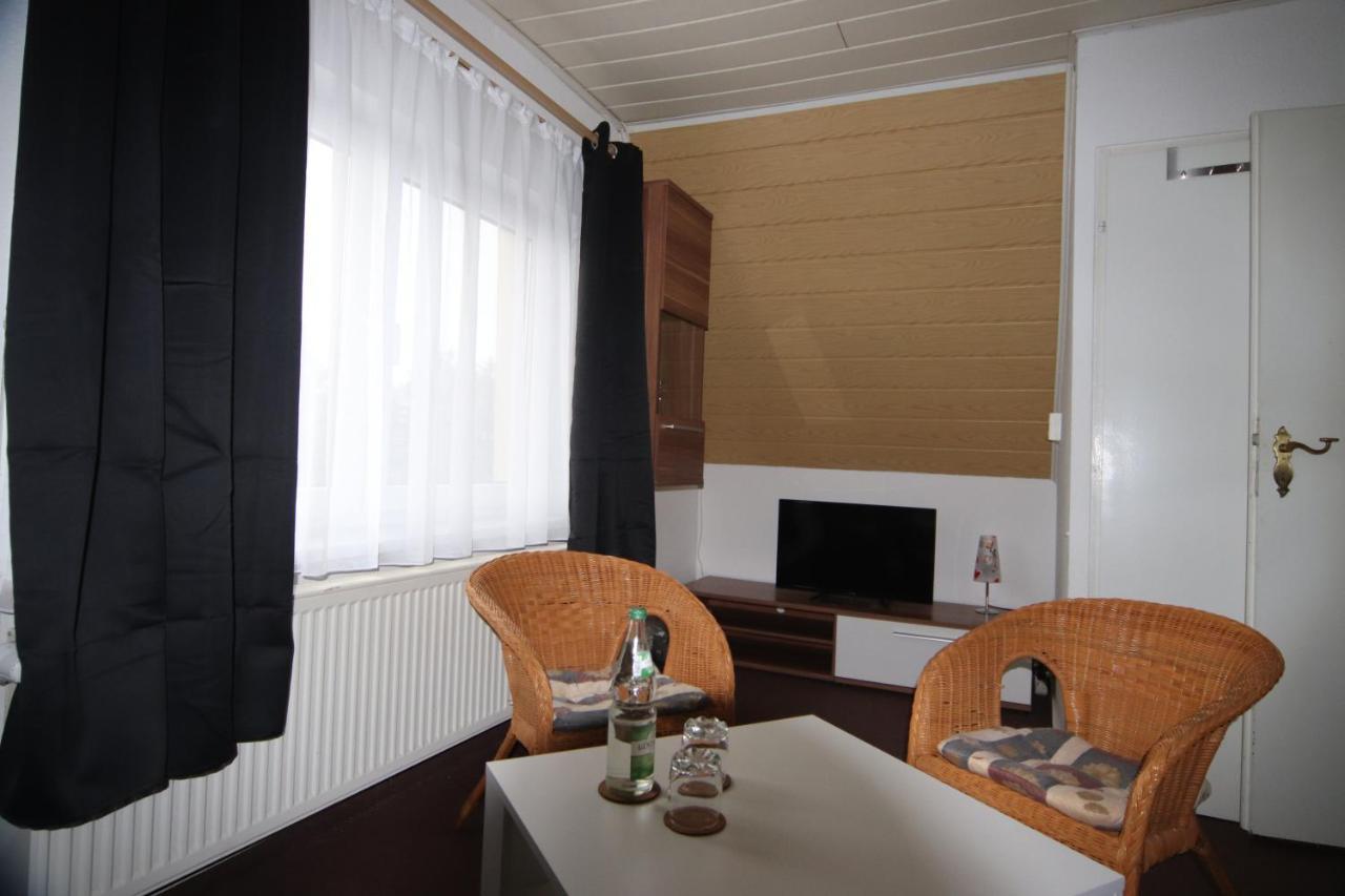 Ruhige Wohnung mit Terrasse nur 5 Minuten zur Müritz Marienfelde Exterior foto