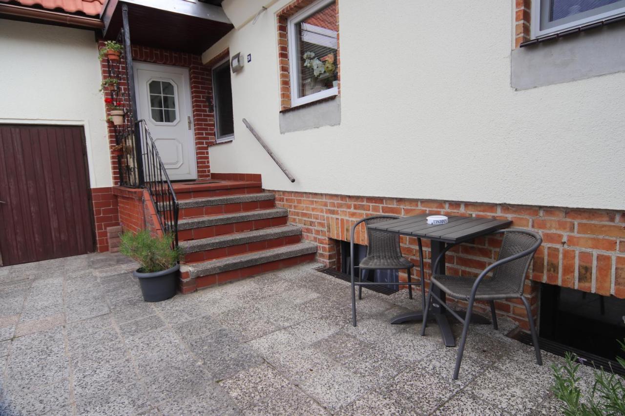 Ruhige Wohnung mit Terrasse nur 5 Minuten zur Müritz Marienfelde Exterior foto